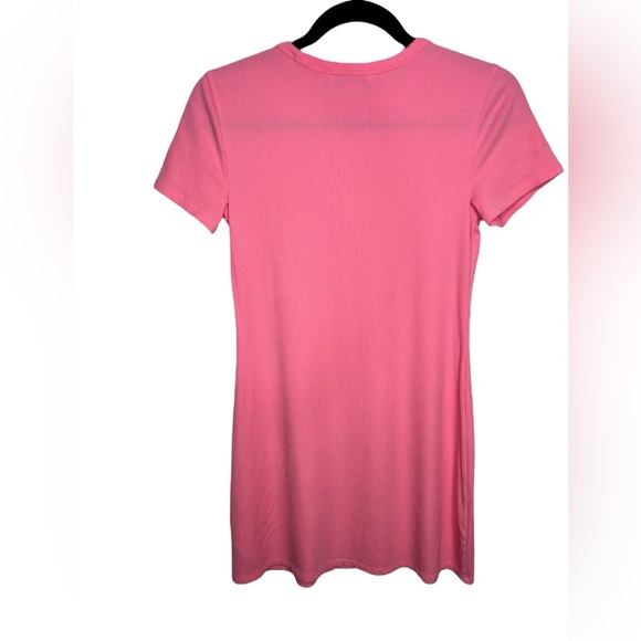 Athleta Signature Rib Tee Dress Bubblegum Raphanus Pink Barbie Size Small - Picture 8 of 13